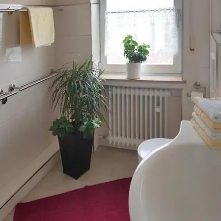 Apartamento Wohnen Im Gruenen In Uckerath *