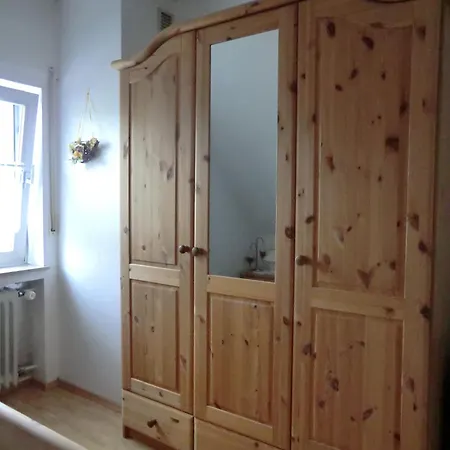 Apartamento Wohnen Im Gruenen In Uckerath Lichtenberg